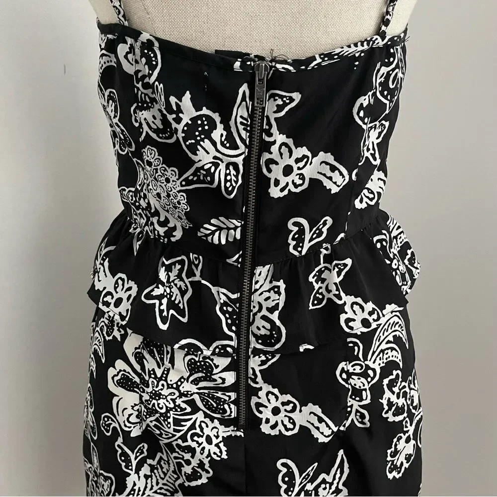 American Eagle Black & White Floral Peplum Dress Size 4 - Picture 7 of 15